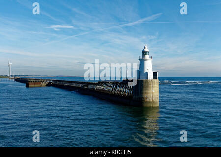 Il frangiflutti a Blyth Port, Northumberland, Inghilterra. Foto Stock