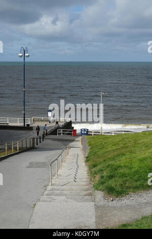 Scene da Aberystwyth sulla costa occidentale del Galles Foto Stock