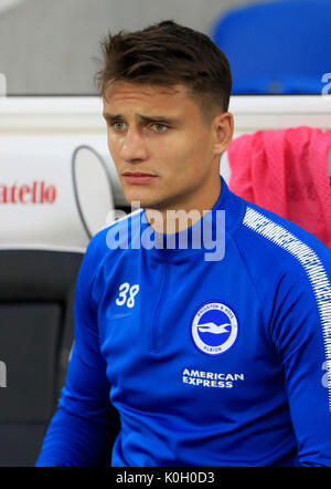 Brighton & Hove Albion's Ales Mateju prima della Carabao Cup, seconda partita allo stadio AMEX di Brighton. PREMERE ASSOCIAZIONE foto. Data immagine: Martedì 22 agosto 2017. Scopri la storia di calcio della Pennsylvania Brighton. Il credito fotografico dovrebbe essere: Gareth Fuller/PA Wire. RESTRIZIONI: Nessun utilizzo con audio, video, dati, elenchi di apparecchi, logo di club/campionato o servizi "live" non autorizzati. L'uso in-match online è limitato a 75 immagini, senza emulazione video. Nessun utilizzo nelle scommesse, nei giochi o nelle pubblicazioni di singoli club/campionati/giocatori. Foto Stock