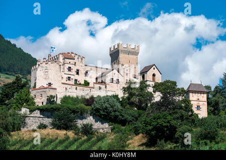 Sluderno/Sluderno, Provincia Autonoma di Bolzano Alto Adige - Italia Il Castello Coira Foto Stock