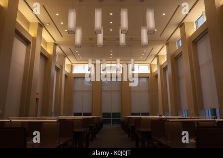 Un'immagine della Sala di lettura vuota dei Commons di apprendimento di Brody, uno spazio di studio e una biblioteca nel campus di Homewood della Johns Hopkins University a Baltimora, Maryland, 2015. Cortesia Eric Chen. Foto Stock
