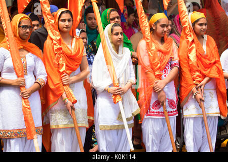 La religione sikh teens, Sikh parata del giorno, Salem, Oregon Foto Stock