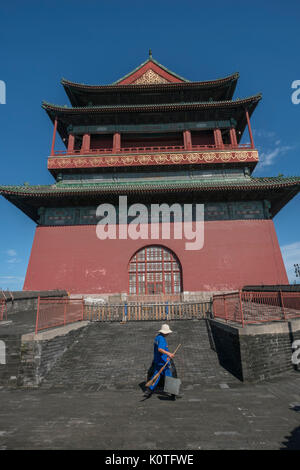 Il tamburo a torre a Pechino in Cina. 23-Aug-2017 Foto Stock