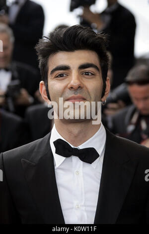 (Dpa) - Tedesco film maker Fatih Akin raffigurato all'58th Film Festival di Cannes, Francia, 13 maggio 2005. | Utilizzo di tutto il mondo Foto Stock