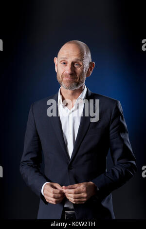 Edinburgh, Regno Unito. 24 agosto 2017. Evan Davis, economista inglese, giornalista e presentatore per la BBC, che appaiono alla Edinburgh International Book Festival. Gary Doak / Alamy Live News Foto Stock