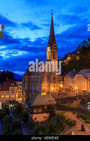 Preim chiesa al crepuscolo, bad Gastein, valle gasteiner tal, Salisburgo, Austria Foto Stock