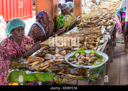 Fornitori sul mercato, Port Vila, Vanuatu, Sud Pacifico Foto Stock