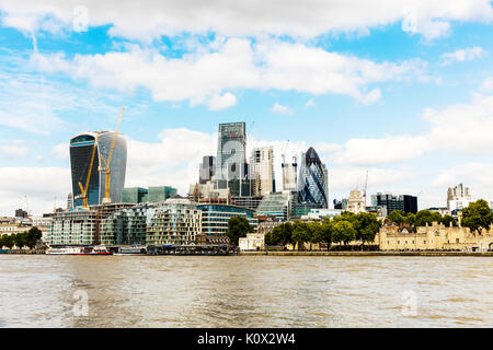 City of London skyline, torre 42, Cheesegrater e walkie talkie grattacieli, London, England, Regno Unito, Europa, 20 Fenchurch Street, Città Foto Stock