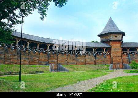 Cittadella Baturyn il cosacco Hetmanate. Antica architettura slavo di Baturyn fortezza nel capitale hetman Foto Stock