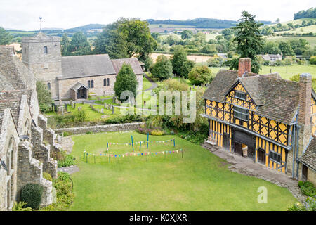 Stokesay un castello fortificato medievale manieri, Shropshire, Inghilterra, Regno Unito Foto Stock