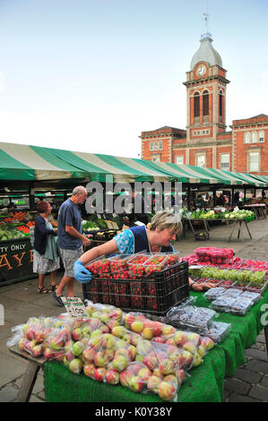 Mercato di Chesterfield, luogo di mercato, Chesterfield, Derbyshire Regno Unito Foto Stock