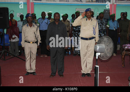 Africa unione, Mogadiscio Somalia cerimonia di lancio della comunità basata Policing corso 1 (12453349513) Foto Stock