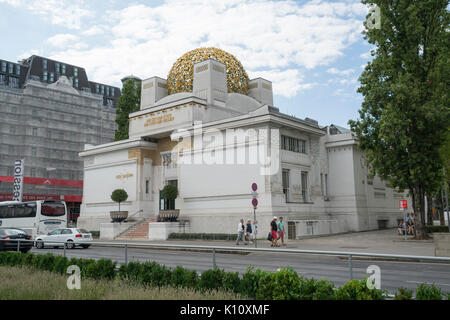 Una vista della Secessione Viennese edificio del museo di Vienna Foto Stock