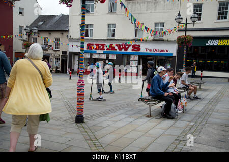 West Wales. Haverford West. La rottura della galleria - arte all'aperto, parte della città di rigenerazione e la celebrazione. Foto Stock