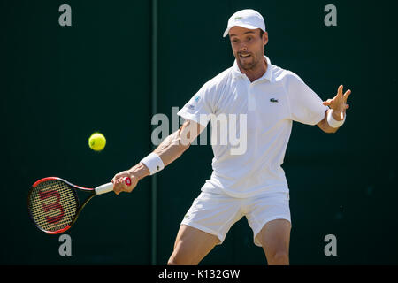 Roberto Bautista Agut di Spagna presso i colleghi singoli - campionati di Wimbledon 2017 Foto Stock