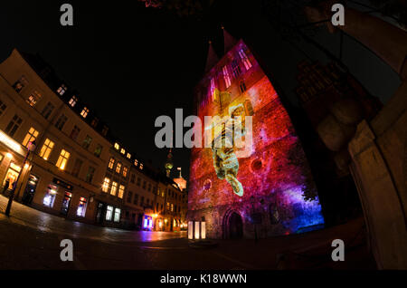 Proiezione di luce su nikolaikirche, Berlino, Germania Foto Stock