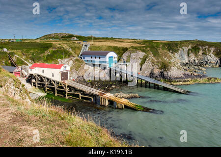 San Giustiniano scialuppa di salvataggio Stazione, Porthstinian, vicino a St David's, Pembrokeshire, Wales, Regno Unito Foto Stock