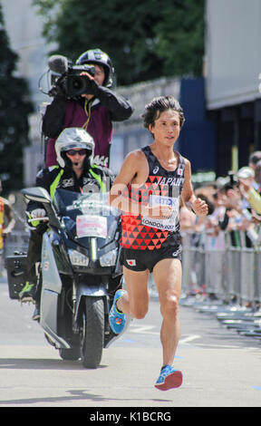 6 agosto '17 London: atleta giapponese KENTARO NAKAMOTO nel 2017 Campionati mondiali di atletica di campionato uomini maratona su strada al decimo posto finale in 2:12:41 Foto Stock