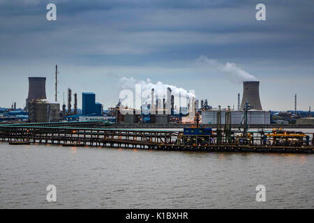 Petroliera chimica Nabucco presso l'impianto chimico Hull Foto Stock