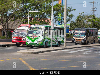 Cartagena, Colombia. Trasporto locale Bus. Foto Stock