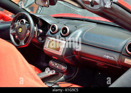 La Ferrari California cabriolet interni. Foto Stock