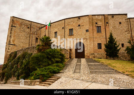 Castello di Nocciano in provincia di Chieti Foto Stock