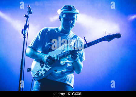 Torino, Italia. 25 Ago, 2017. Mac DeMarco performance dal vivo sul palco del Festival di oggi 2017 presso lo Spazio211 in Torino. Credito: Alessandro Bosio/Pacific Press/Alamy Live News Foto Stock