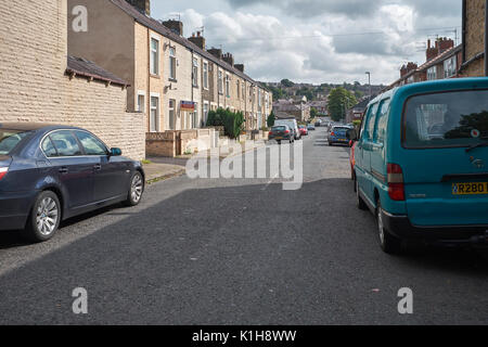 Giunzione di Mitella St e atletico Street, Burnley, Lancashire, Regno Unito Foto Stock