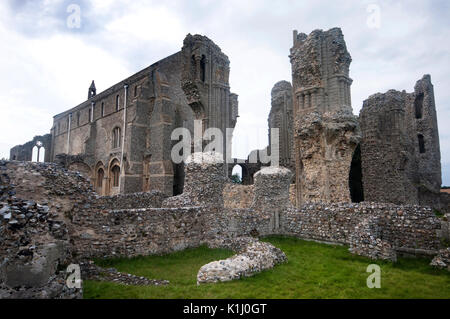 Binham Priory, un vecchio xi secolo il monastero e il priorato rovina, nel North Norfolk, Inghilterra, Regno Unito Foto Stock