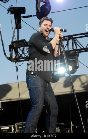 Chris giovani esegue stagecoach,California's county music festival il giorno 1 Aprile 30,2011 indio,ca. Foto Stock