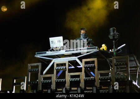 Joe hahn linkin park esegue 2007 projekt rivoluzione hyundai pavilion san Bernardino,ca Foto Stock