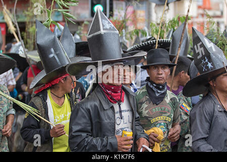 Inti Raymi celebrazione annuale del solstizio d'estate in Cotacachi Ecuador Foto Stock