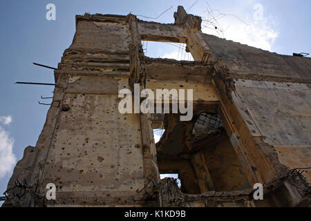 Cicatrici visibili dei precedenti conflitti a Beirut, Libano Foto Stock