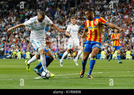 Madrid, Spagna. Il 27 agosto, 2017. Karim Benzema (9) del Real Madrid in player. La Liga tra Real Madrid vs Valencia CF al Santiago Bernabeu a Madrid, Spagna, 27 agosto 2017 . Credito: Gtres Información más Comuniación on line, S.L./Alamy Live News Foto Stock