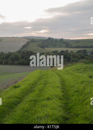 Paesaggio inglese vicino a Brixton Deverill, Wiltshire, Inghilterra Foto Stock