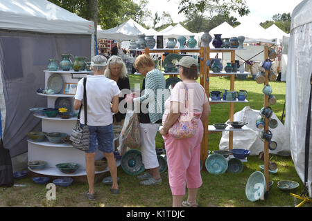 Un Arts & Crafts Fair al Drummer Boy park - brewster - Massachusetts il cape cod Foto Stock