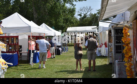 Un Arts & Crafts Fair al Drummer Boy park - brewster - Massachusetts il cape cod Foto Stock