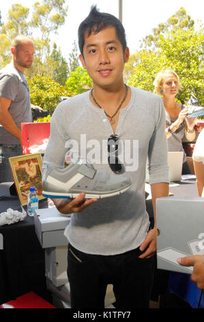 Allen Evangelista partecipa AL KISS FM Gifting lounge Honor 11th Annual Teen Choice Awards W Beverly Hills. Foto Stock