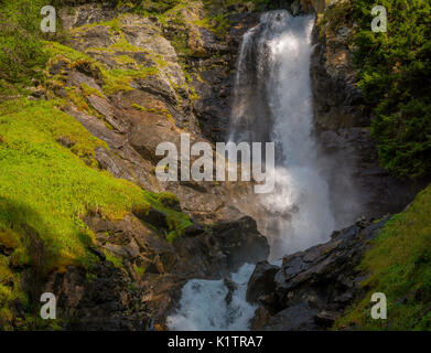 Le cascate di Saent sono una delle perle della Valle del Rabbi in Trentino Alto Adige, provincia di Trento, Italia settentrionale Foto Stock