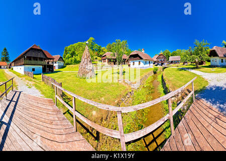 Il villaggio tradizionale di Kumrovec nella regione di Zagorje croato vista panoramica, luogo di nascita di Josip Broz Tito Foto Stock