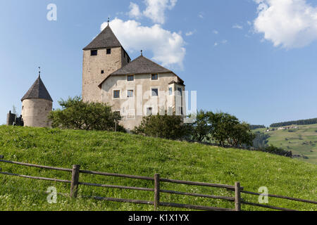 L'Europa, Italia, Alto Adige, Bolzano. Museo Ladino di Ciastel de Tor San Martino in Badia, Dolomiti Foto Stock