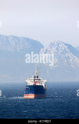 Nordic Agnetha prodotti chimici e petroliferi Tanker IMO 9422639 a Gibilterra nel Mare Mediterraneo Foto Stock