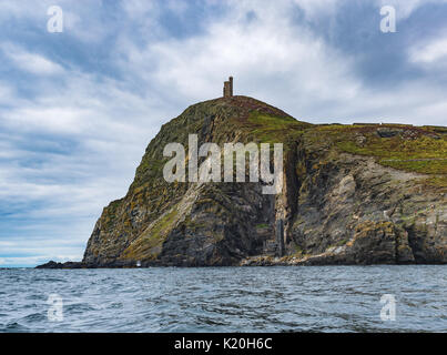 Torre Milners e testa Bradda, vista dal mare Foto Stock