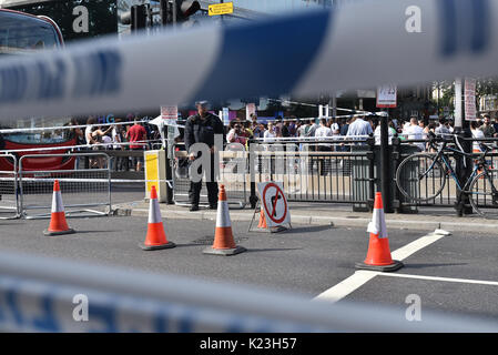 A Notting Hill, Londra, Regno Unito. 28 Agosto, 2017. Il giorno principale del carnevale di Notting Hill. Credito: Matteo Chattle/Alamy Live News Foto Stock
