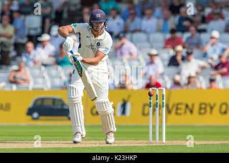 Londra, Regno Unito. 28 Agosto, 2017. James Franklin alla battuta per Middlesex contro Surrey al ovale del giorno uno della contea di Specsavers gara di campionato al ovale. David Rowe/ Alamy Live News Foto Stock