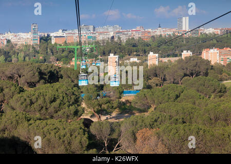 Teleferico funivia sul parco Casa de Campo, Madrid, Spagna Foto Stock