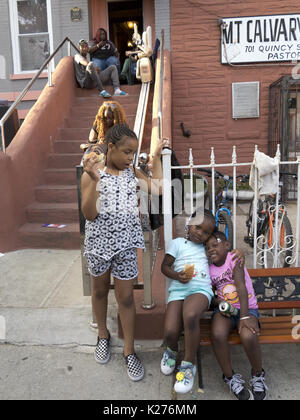 Block party in Bedford Stuyvesant sezione di Brooklyn, NY, Aug.26, 2017. Foto Stock