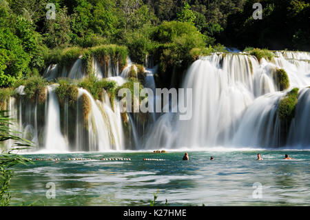 Le maestose cascate nel parco nazionale di Krka, Croazia Foto Stock