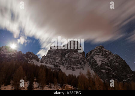 Il Monte Pelmo, Dolomiti, Borca di Cadore, Belluno, Italia. Foto Stock