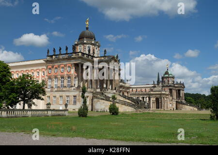 Communs, 1766-1769, architetto: Carl von Gontard, Potsdam. Ora Università di Potsdam. Foto Stock